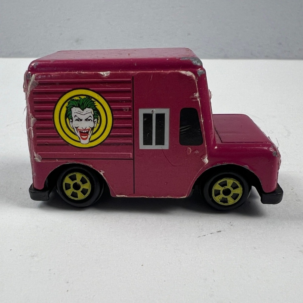Ertl Joker Van Toy Unisex OS Pink 1989 Batman DC Comics Vintage Diecast Vehicle